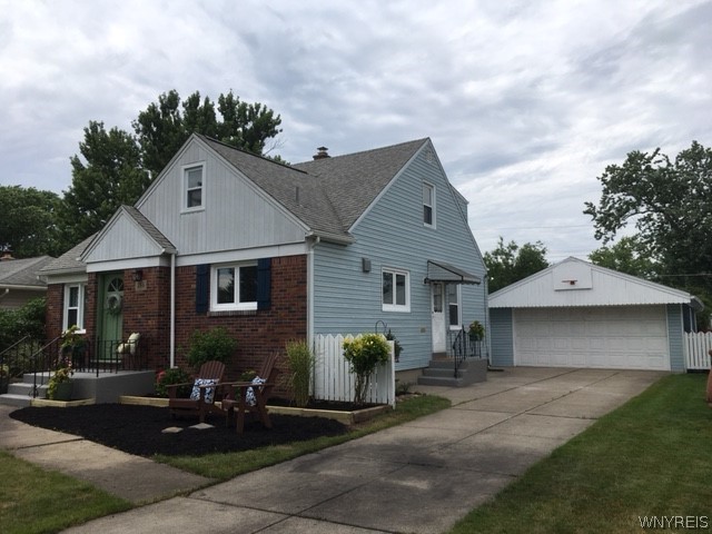 Photo 2 of 4 of 266 Moore Avenue house