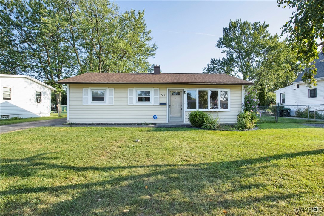 Photo 1 of 31 of 201 Dupont Avenue house