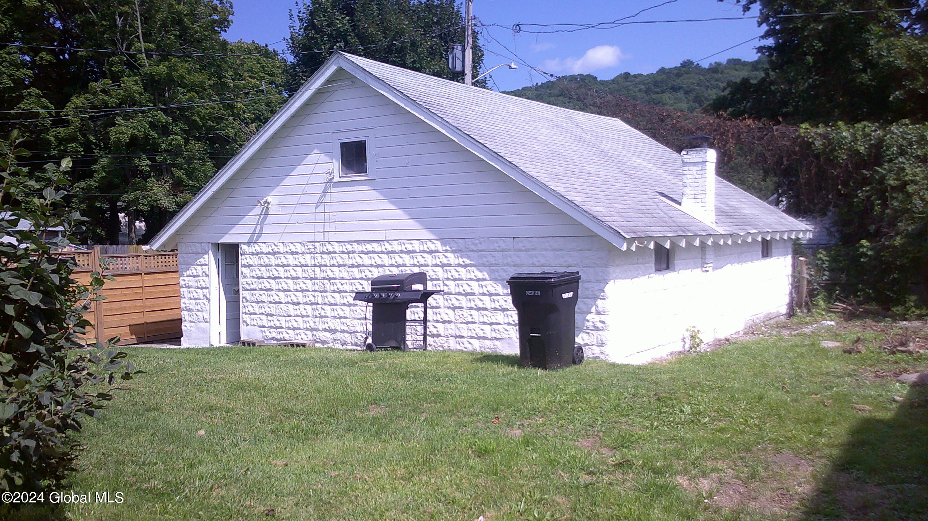 Photo 9 of 49 of 166 7th Avenue house