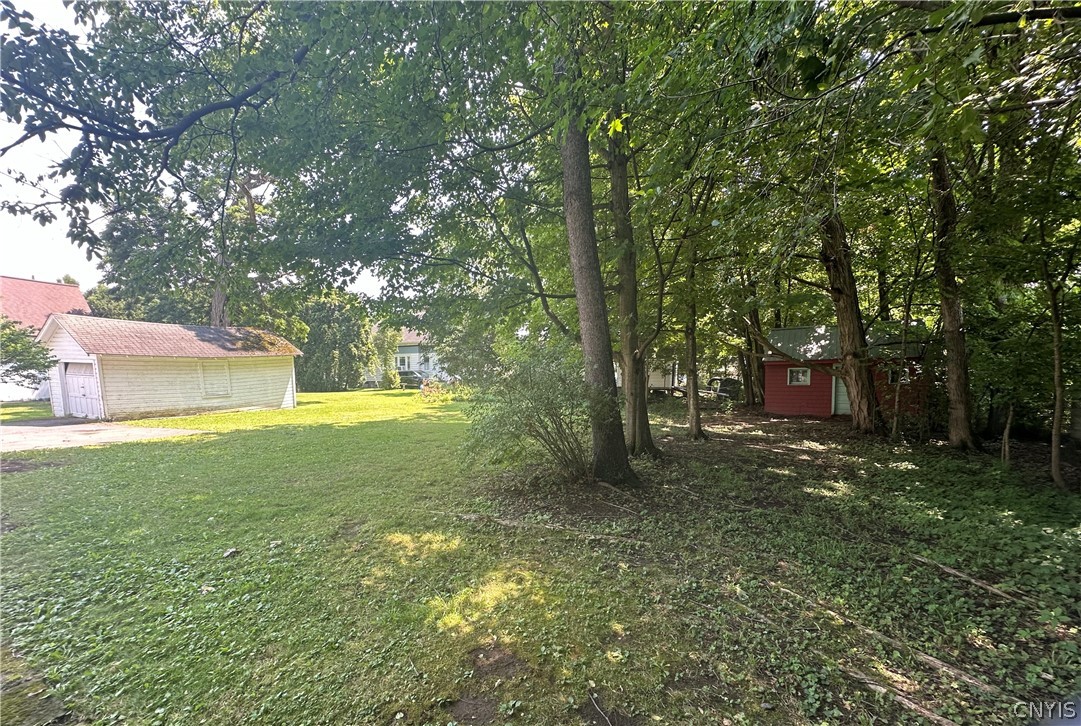 Photo 19 of 19 of 2807 Genesee Street house