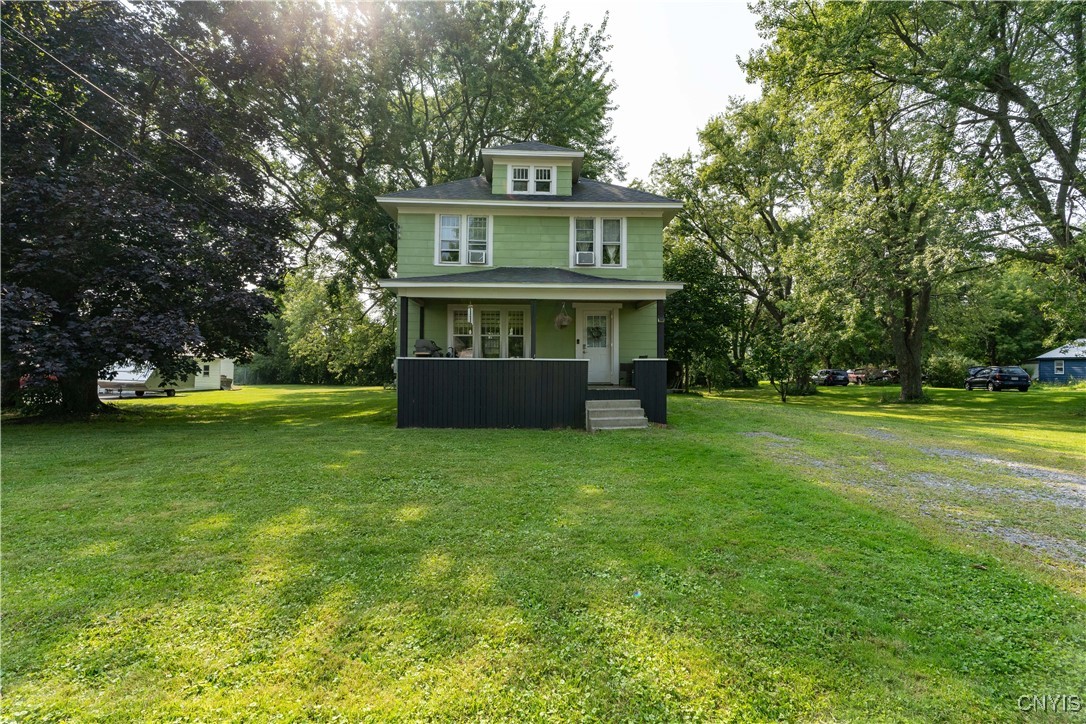 Photo 1 of 38 of 561 Eastern Boulevard house