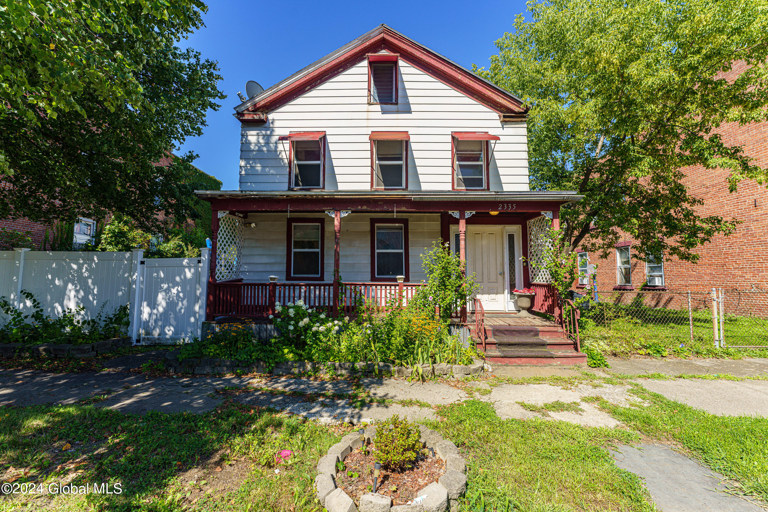 Photo 1 of 37 of 2335 4th Avenue house