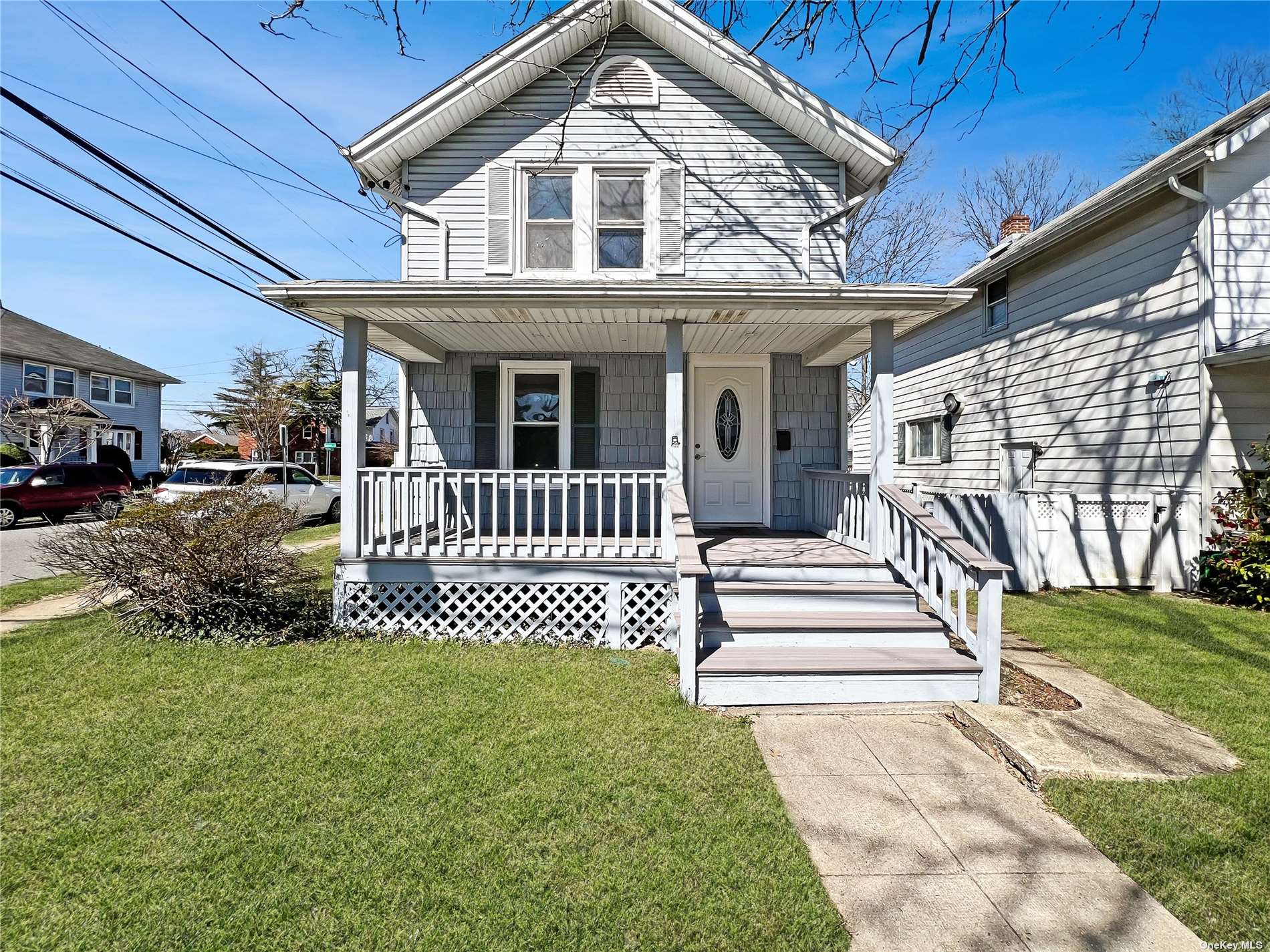 Photo 1 of 15 of 197 Drexel Avenue house