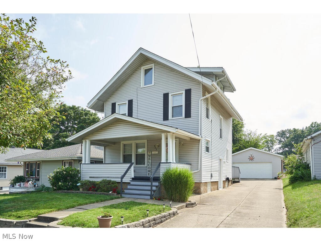 Photo 1 of 22 of 323 Ripley Avenue house