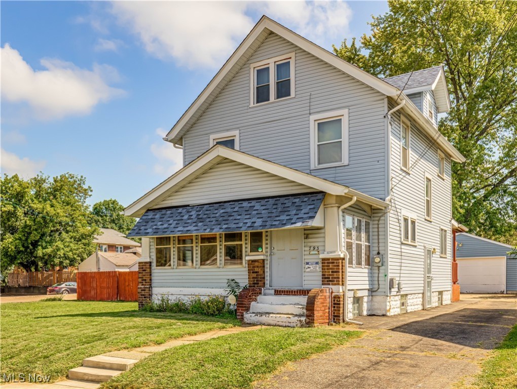 Photo 1 of 36 of 793 Elma Street house