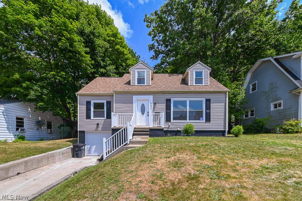 Photo 1 of 10 of 683 Greenwood Avenue house