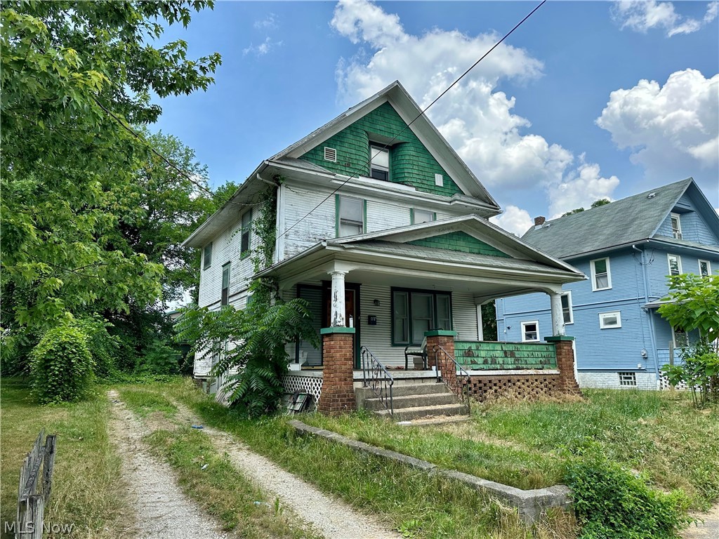 Photo 2 of 4 of 47 W Mildred Avenue house