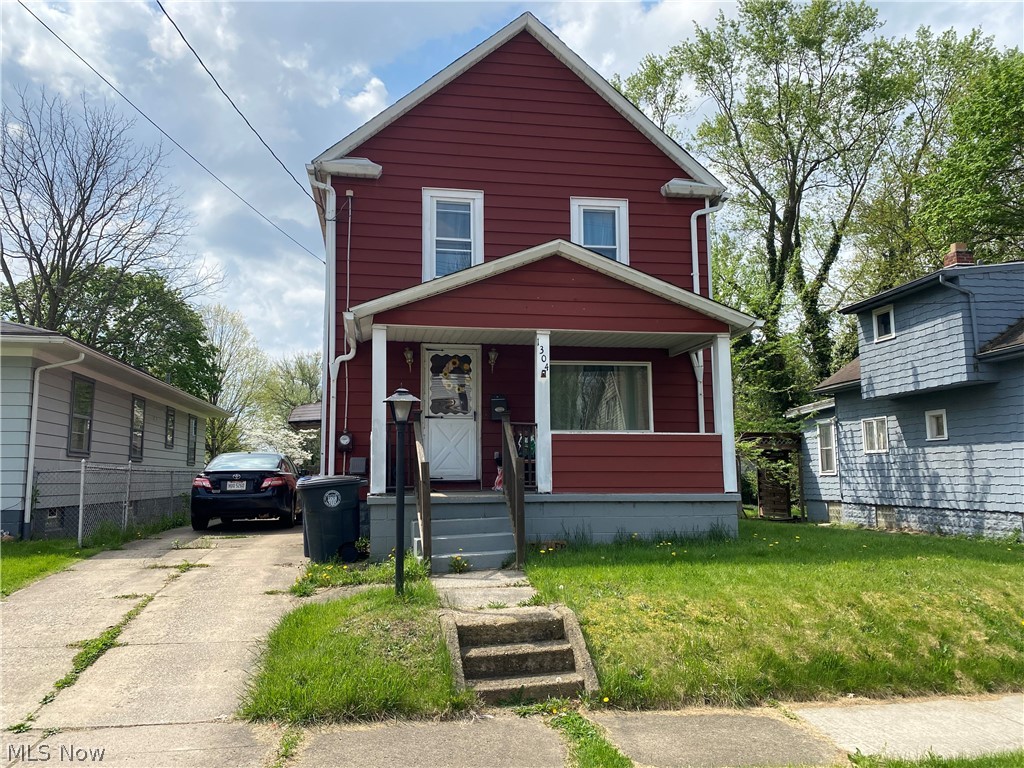 Photo 1 of 2 of 1304 Kellogg Avenue house