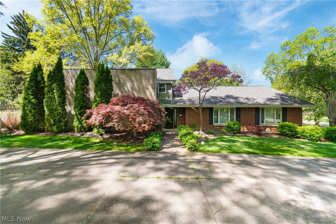 Photo 1 of 39 of 430 Delaware Avenue house