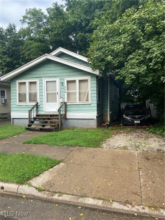 Photo 2 of 16 of 156 Roger Avenue house