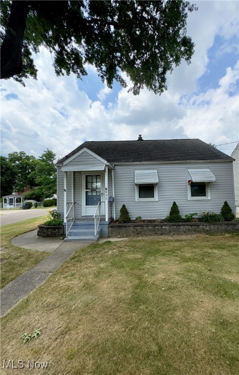 Photo 1 of 28 of 436 High Grove Boulevard house