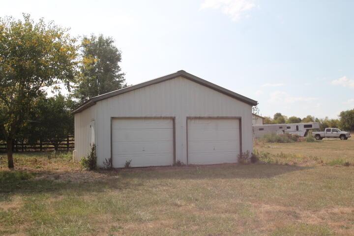 Photo 14 of 16 of 15293 State Route 104 house