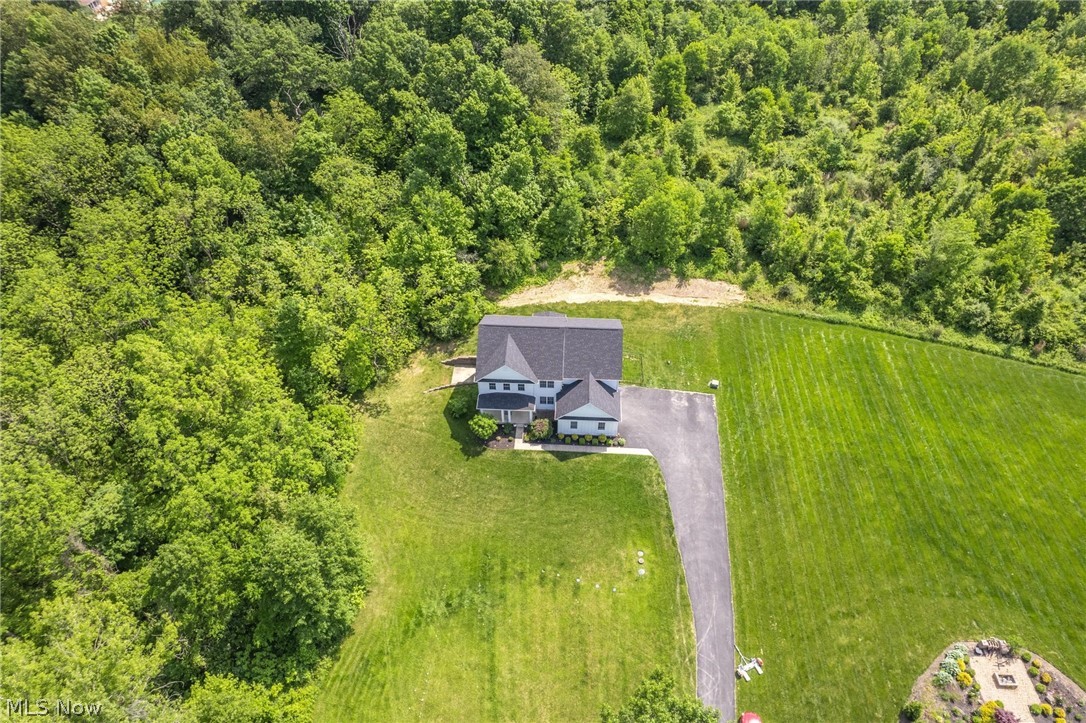 Photo 3 of 50 of 1498 Winding Oak Drive S house