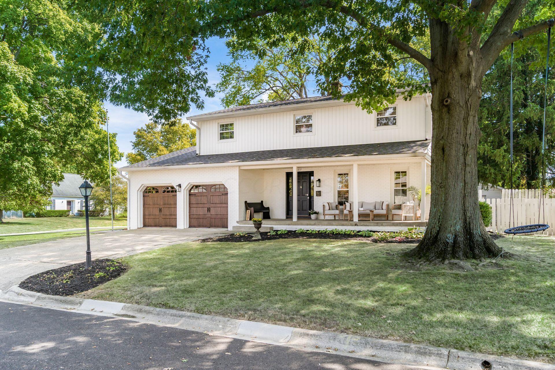 Photo 5 of 60 of 217 Mohican Road house