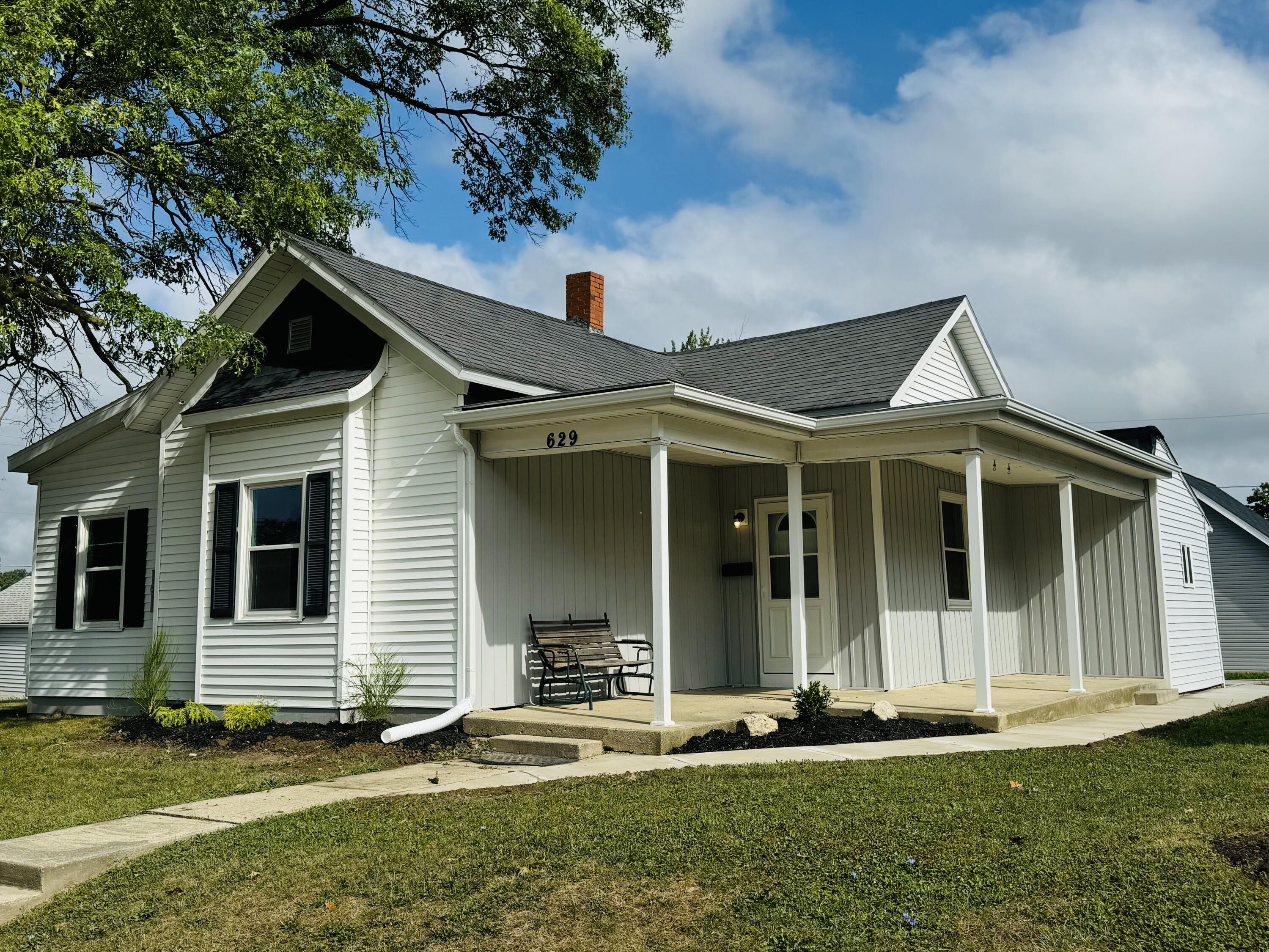 Photo 1 of 19 of 629 West Wayne Street house