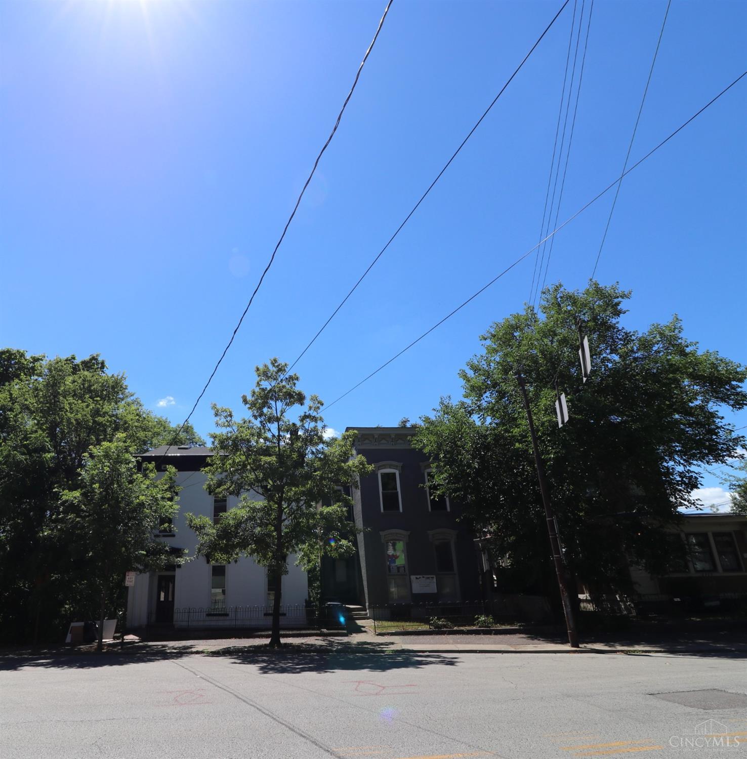 Photo 41 of 41 of 2321 W McMicken Avenue house