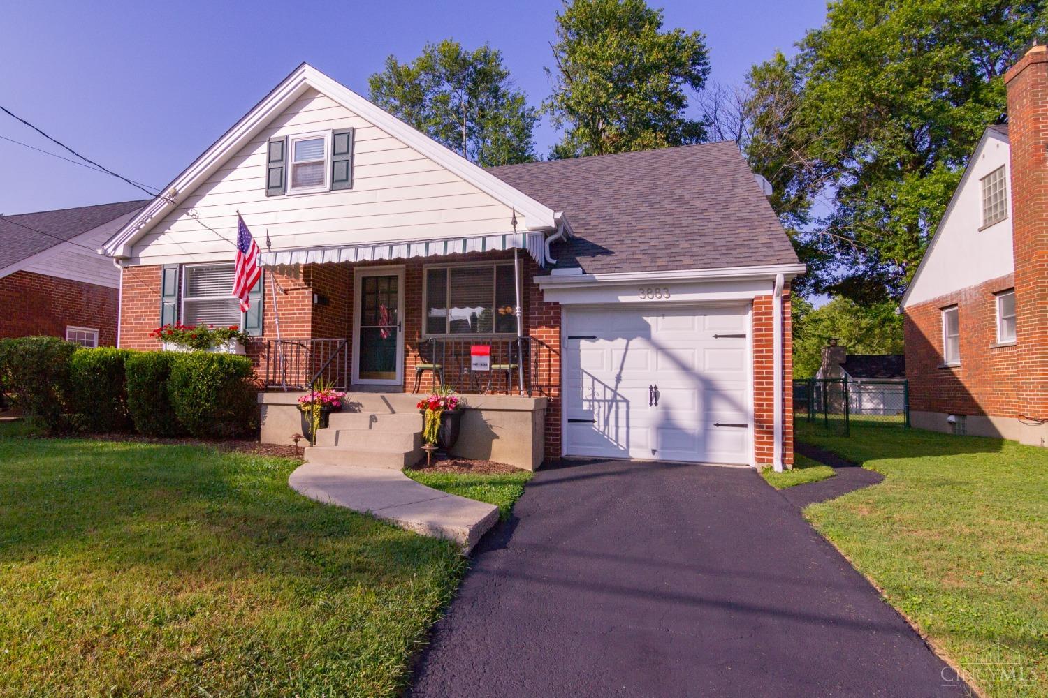 Photo 1 of 39 of 3883 Meadowlark Lane house