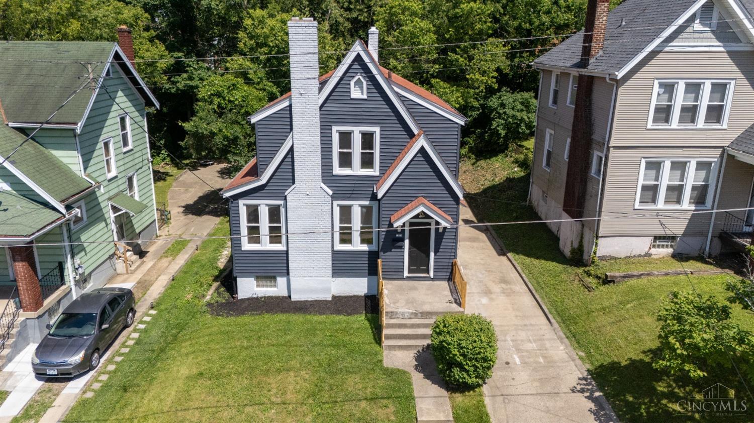 Photo 1 of 36 of 1118 Fairbanks Avenue house