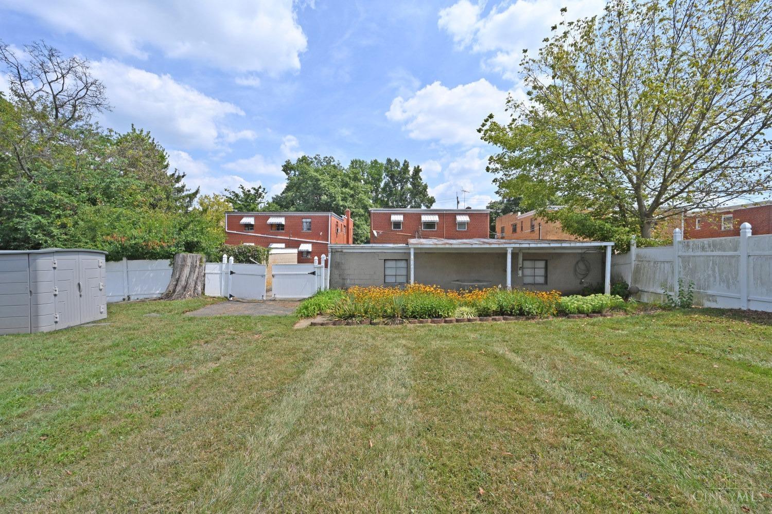 Photo 10 of 13 of 1508 Beth Lane multi-family property