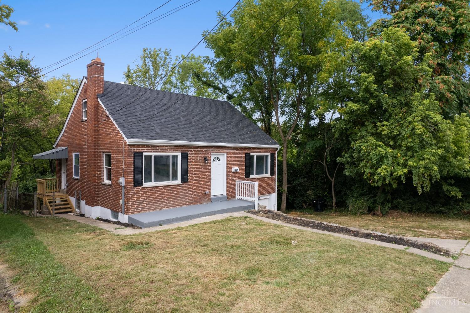 Photo 2 of 19 of 1829 Wyoming Avenue house