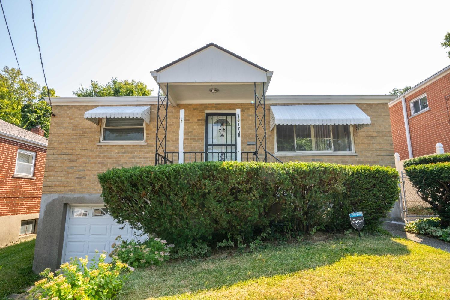 Photo 1 of 36 of 1708 Gellenbeck Street house