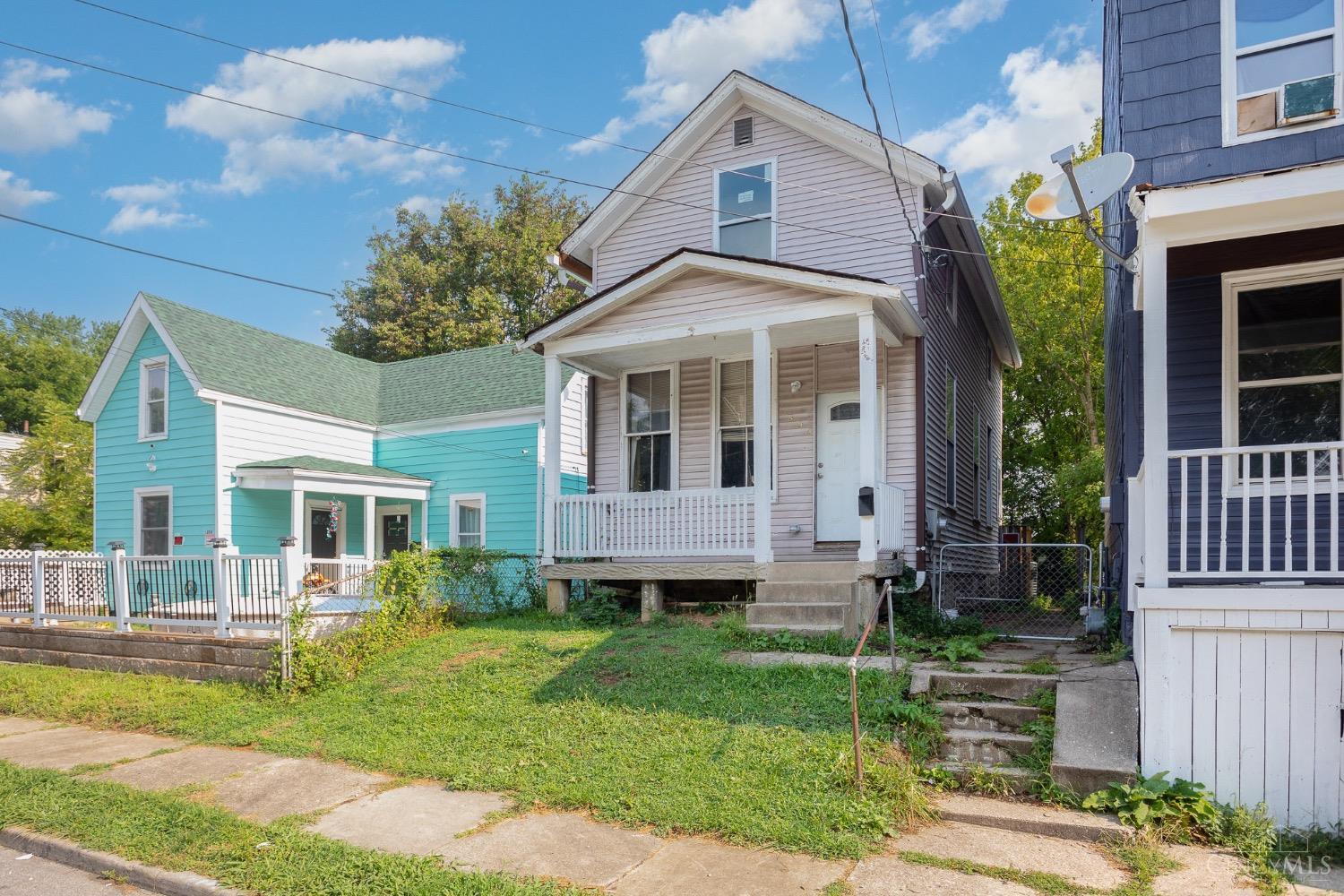 Photo 2 of 26 of 1854 Knox Street house