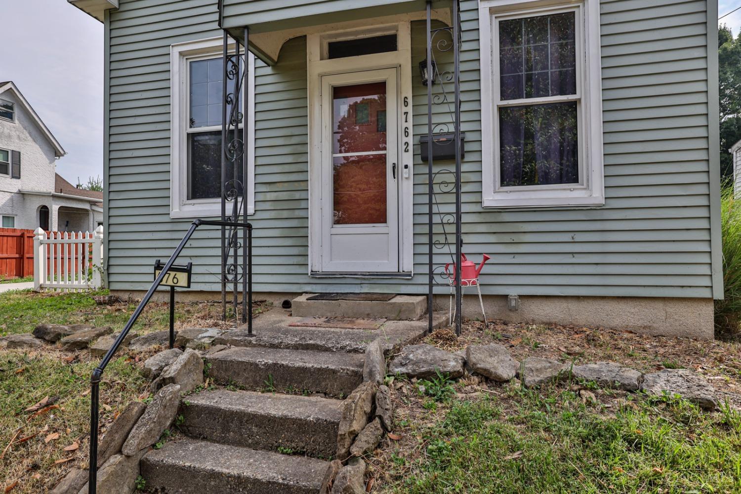 Photo 3 of 35 of 6762 Parkland Avenue house