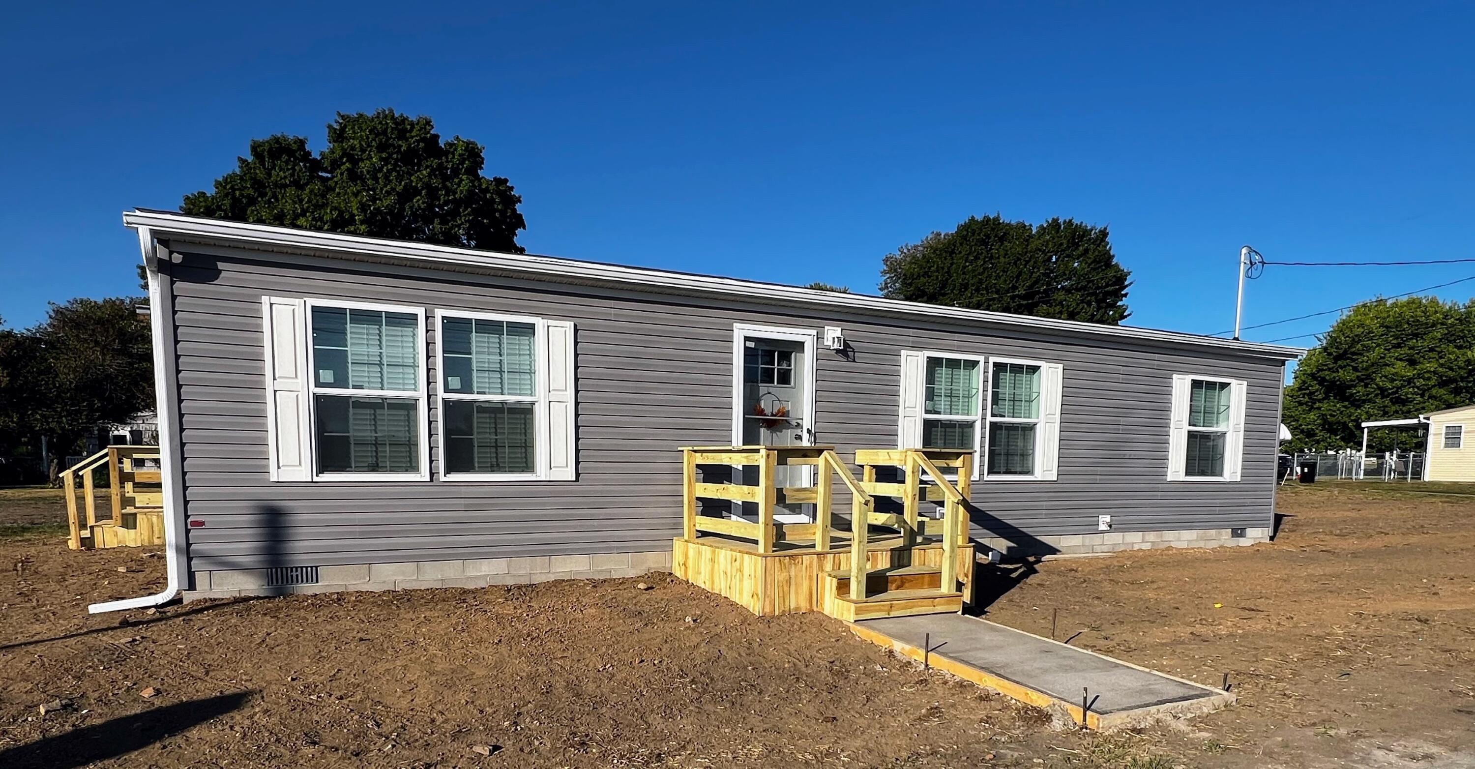 Photo 1 of 19 of 644 S Scioto Street house