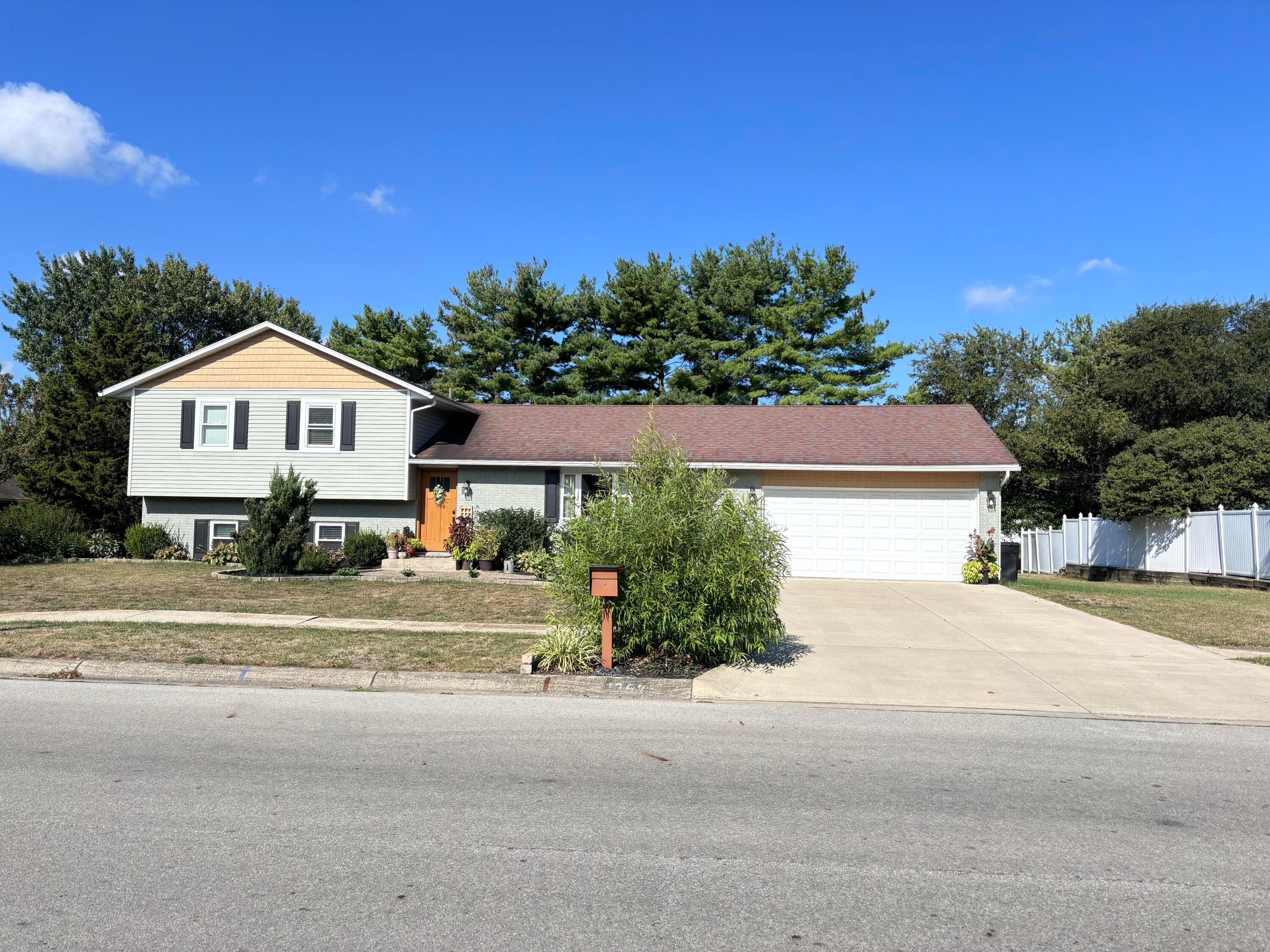 Photo 1 of 5 of 1267 Edgewood Drive house