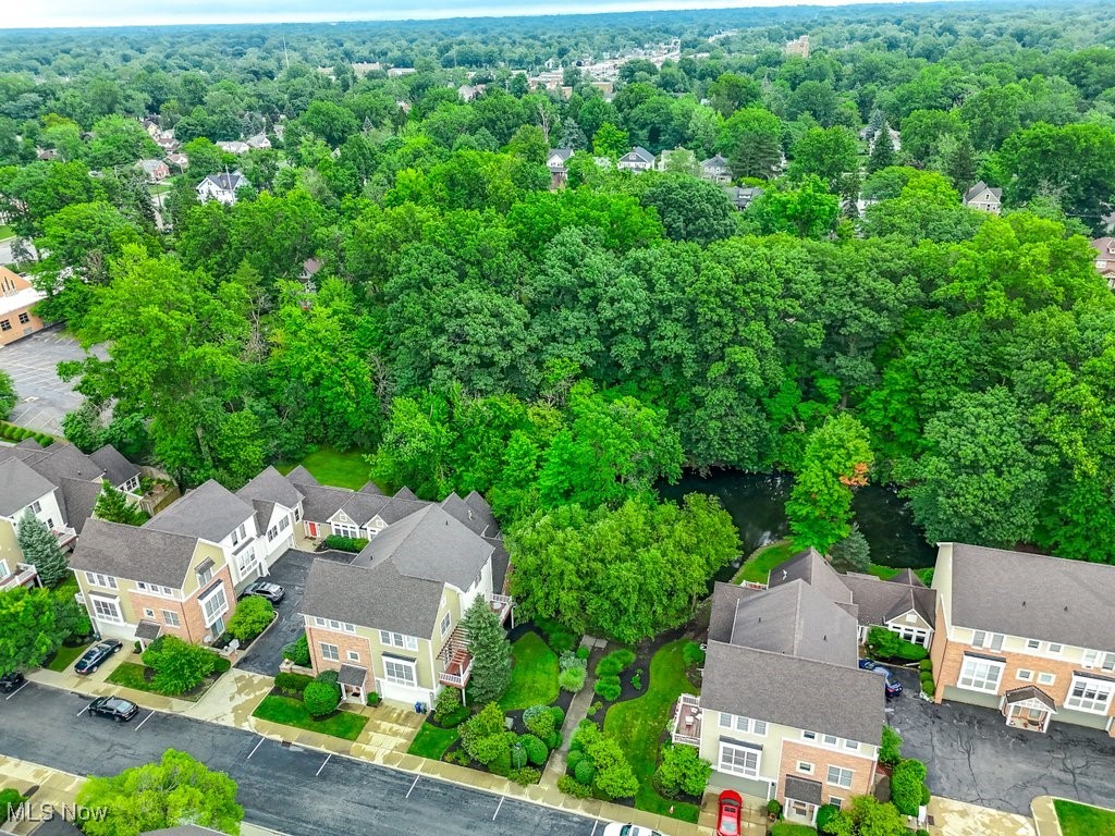 Photo 42 of 42 of 1507 Huntington Lane townhome