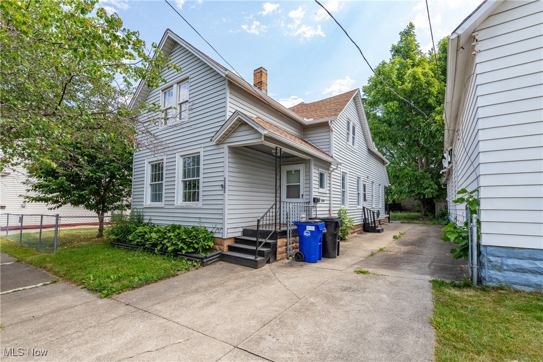 Photo 1 of 23 of 3353 W 32nd Street house