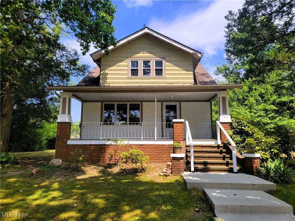 Photo 1 of 16 of 1504 Treadway Avenue house