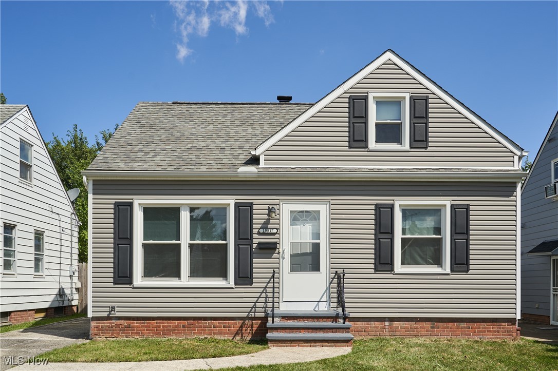 Photo 1 of 18 of 15517 Maplewood Avenue house