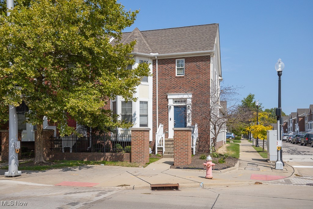 Photo 2 of 33 of 8429 Euclid Avenue townhome