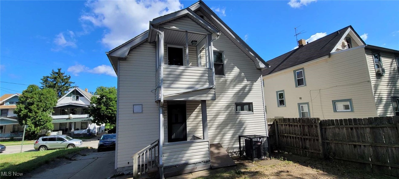 Photo 4 of 20 of 2805 Natchez Avenue house