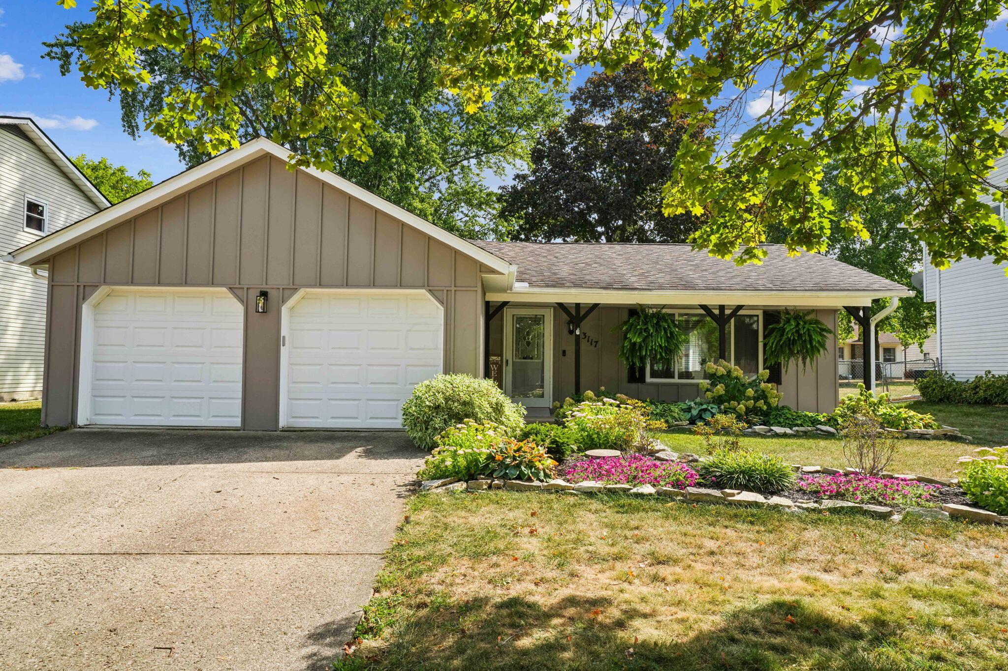 Photo 1 of 36 of 3117 Adirondack Avenue house