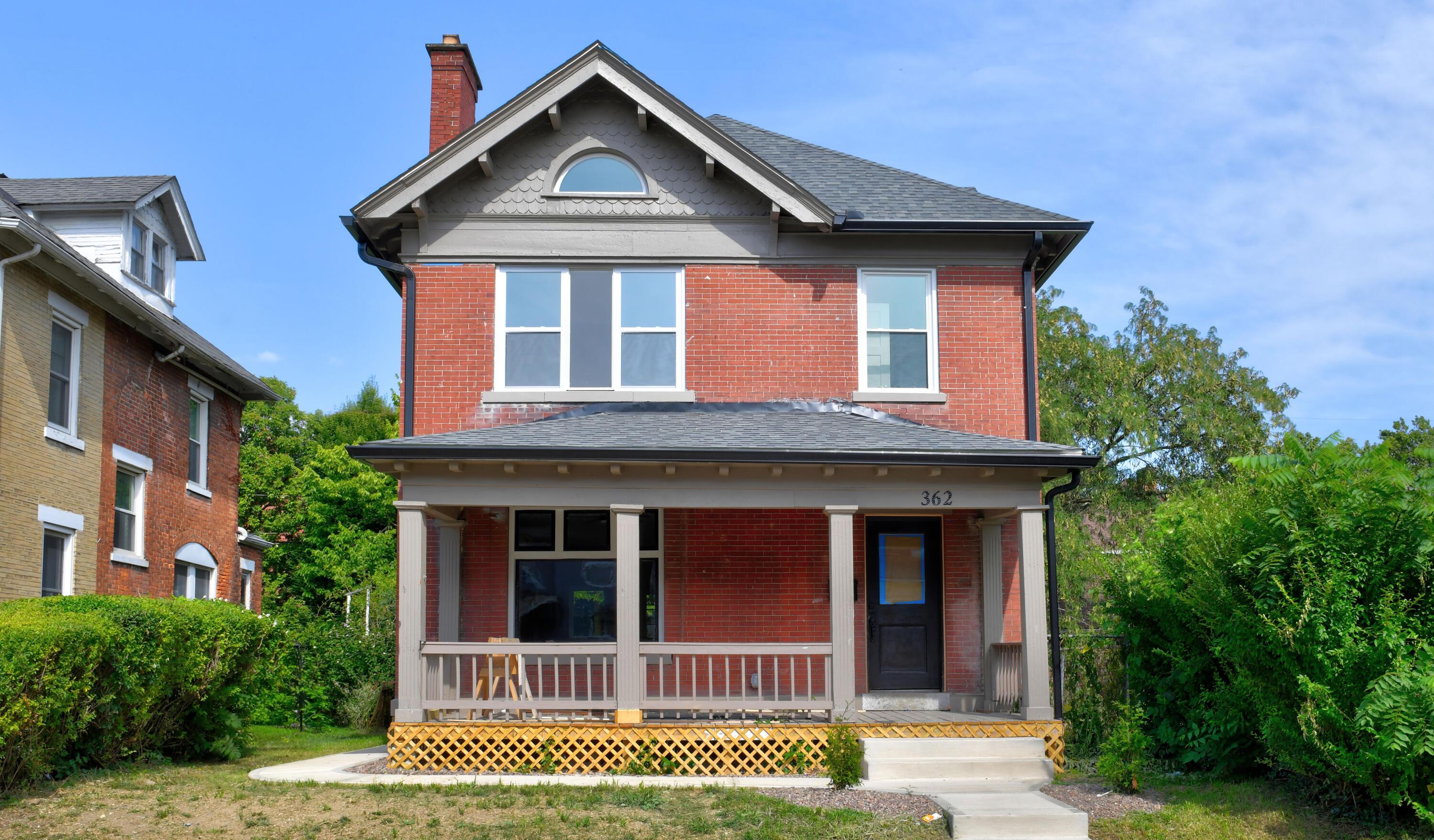 Photo 3 of 3 of 362 Linwood Avenue house