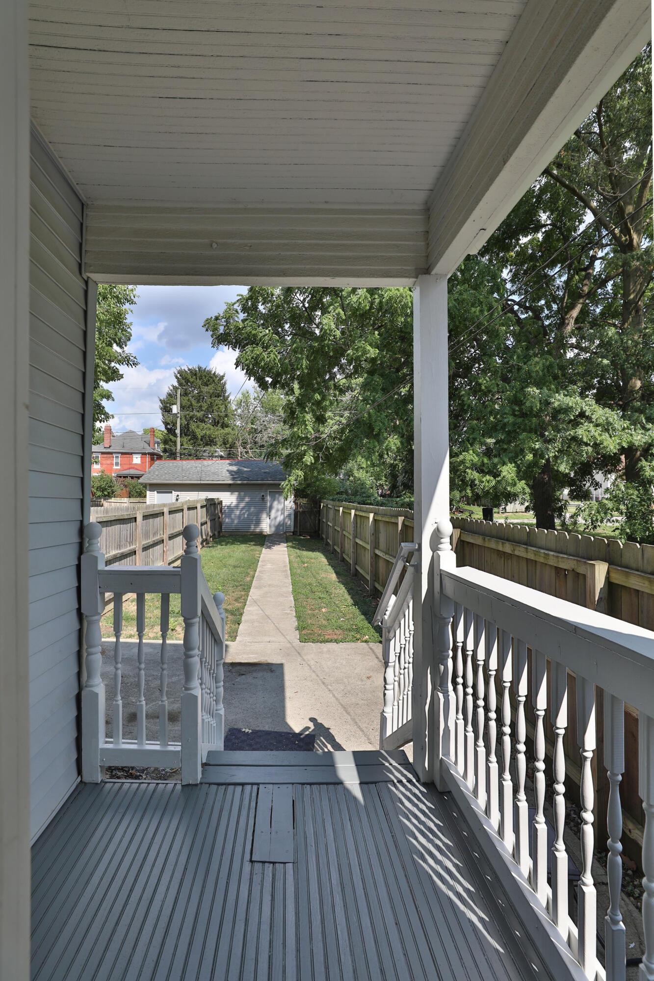 Photo 7 of 40 of 742 Oakwood Avenue condo