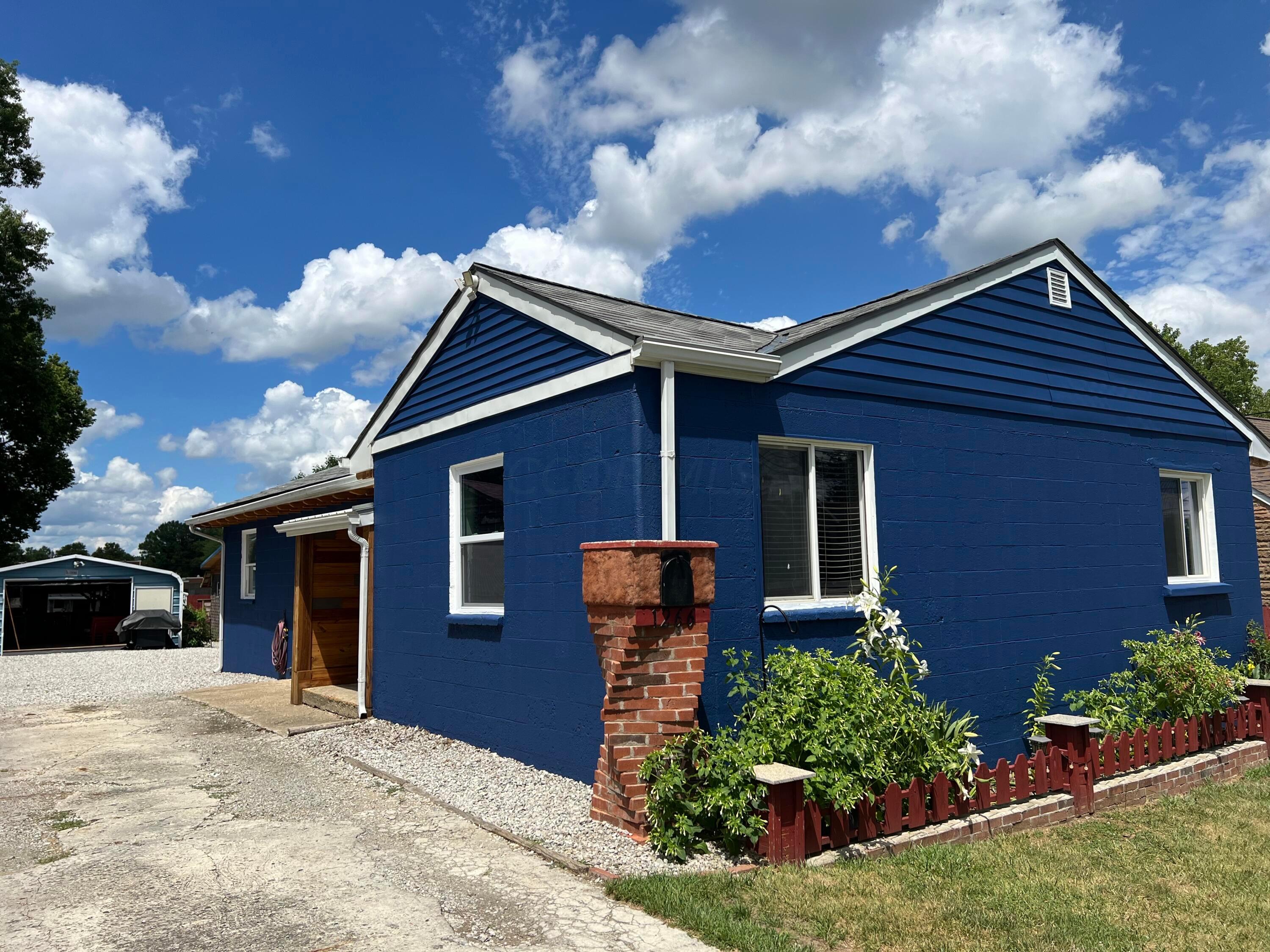 Photo 1 of 33 of 1266 Faber Avenue house