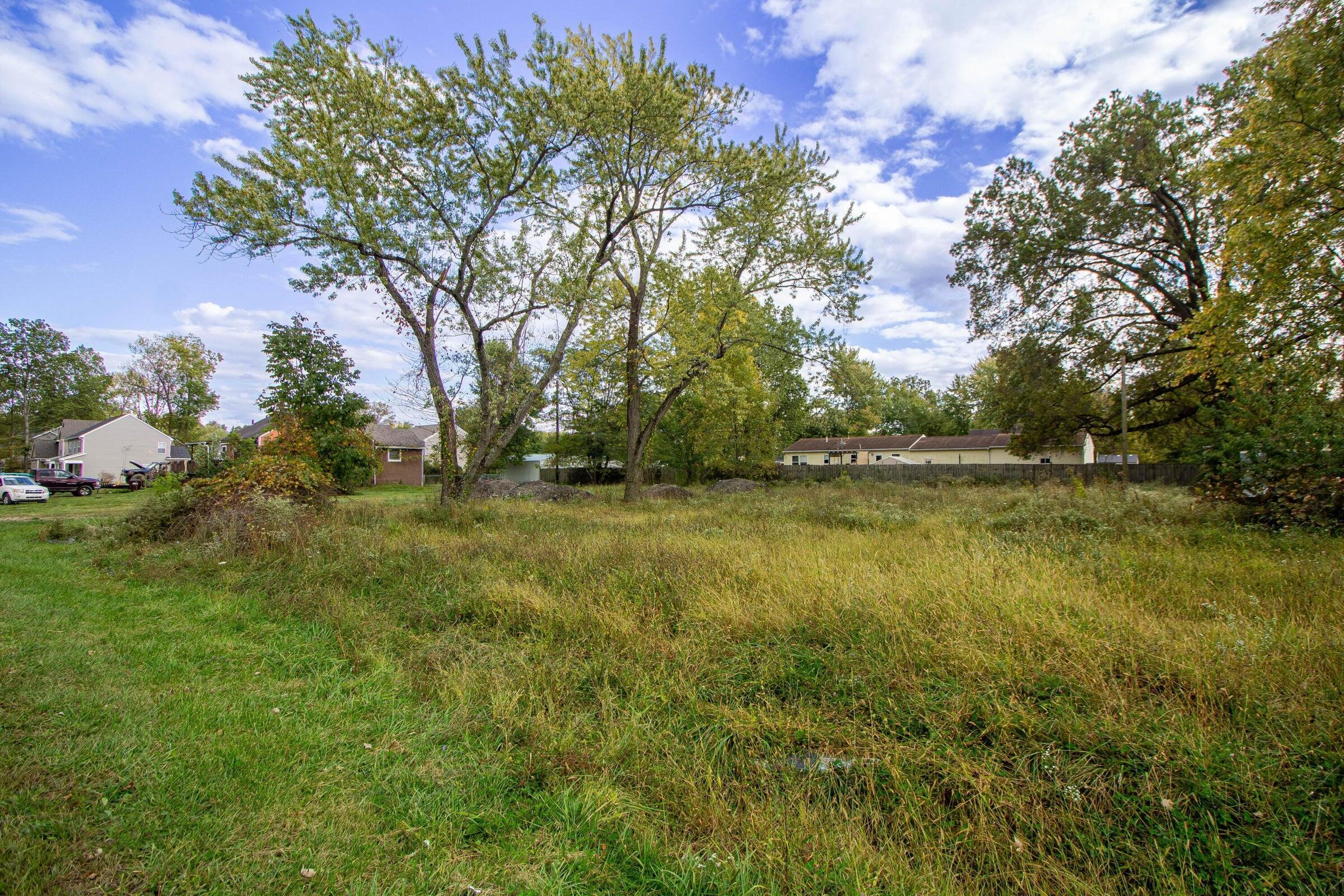 Photo 11 of 14 of 3703 Genessee Avenue land