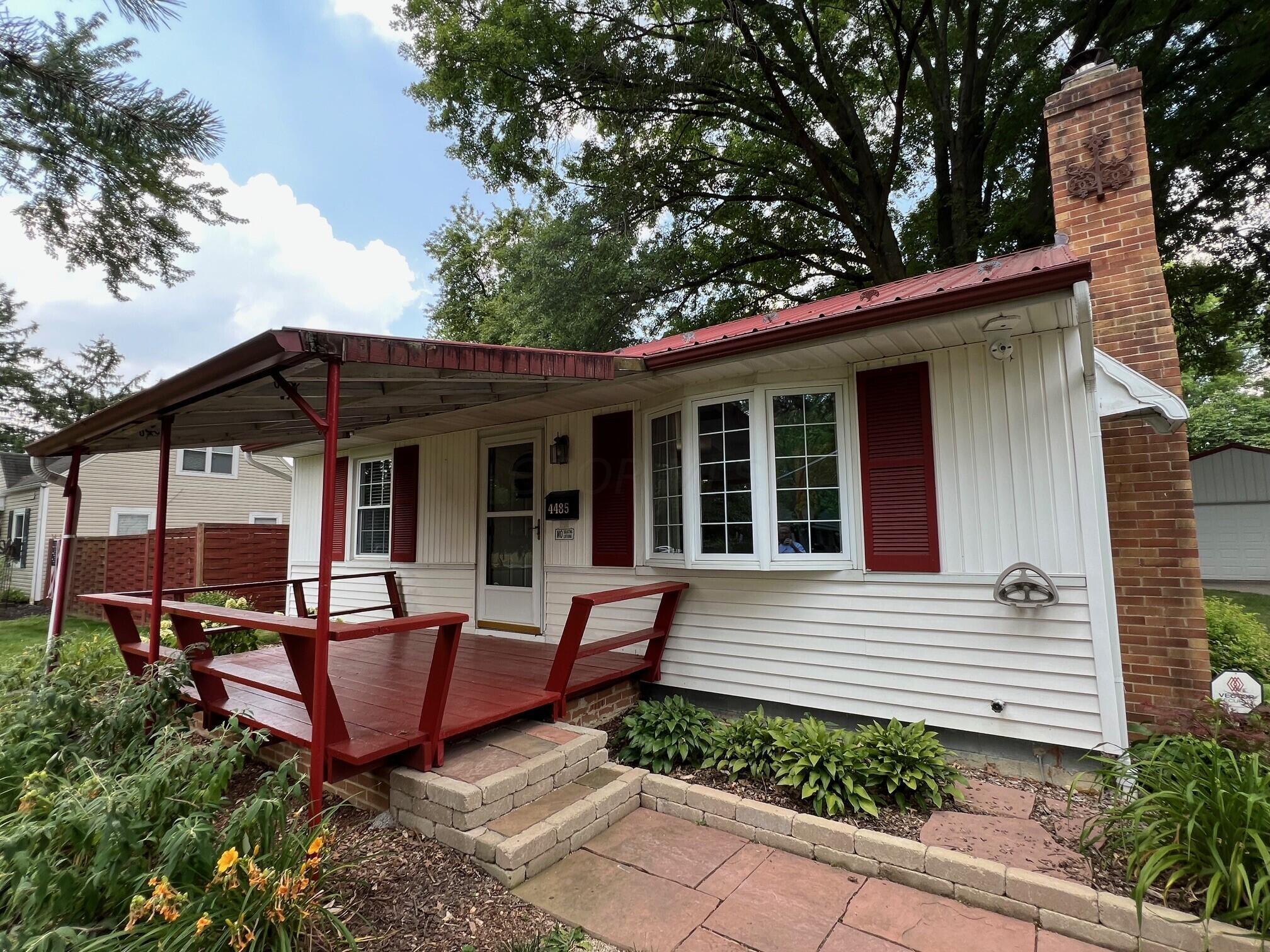 Photo 1 of 29 of 4485 Glenmawr Avenue house