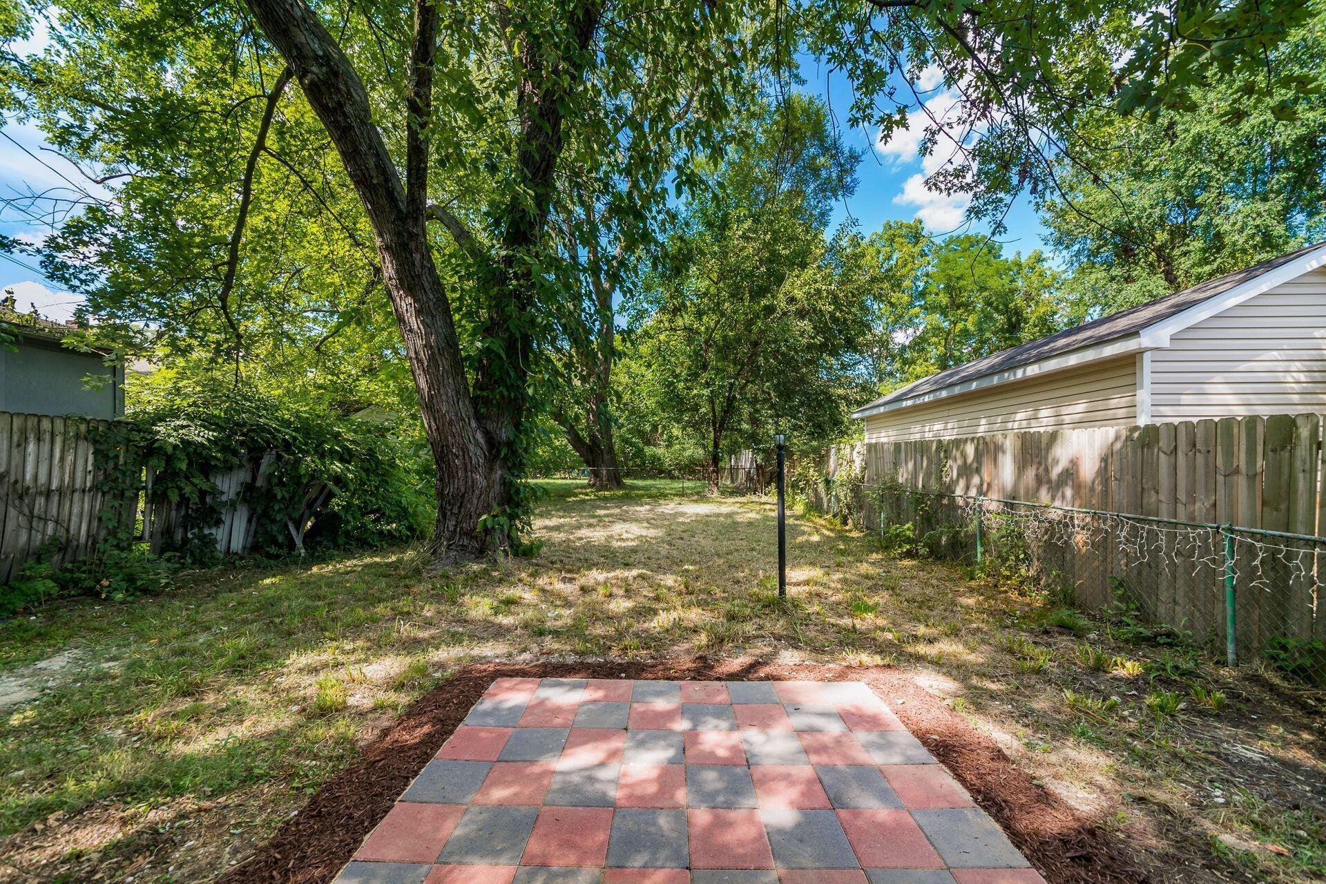 Photo 25 of 29 of 2080 Aberdeen Avenue house