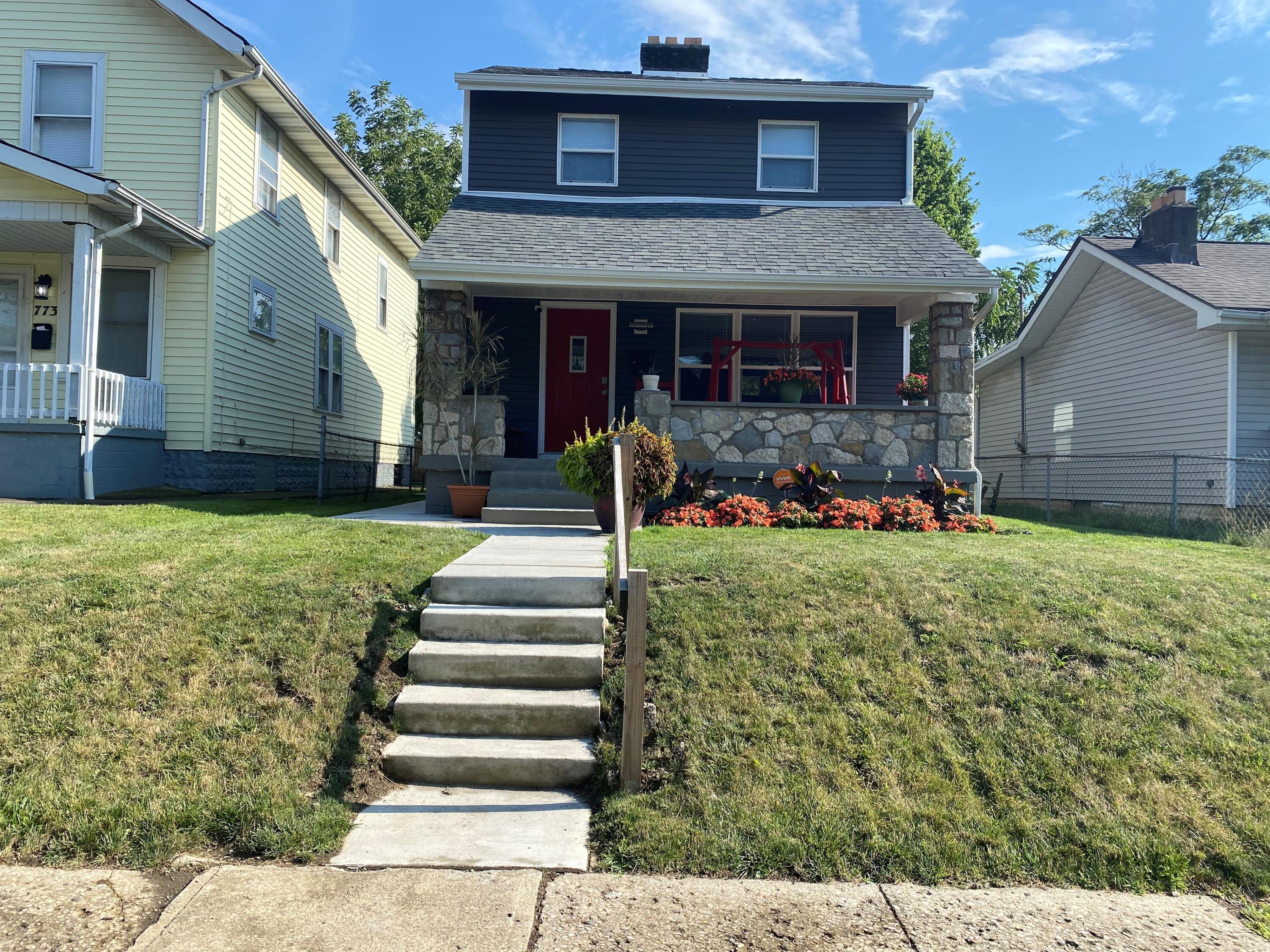 Photo 3 of 19 of 769 E Starr Avenue house