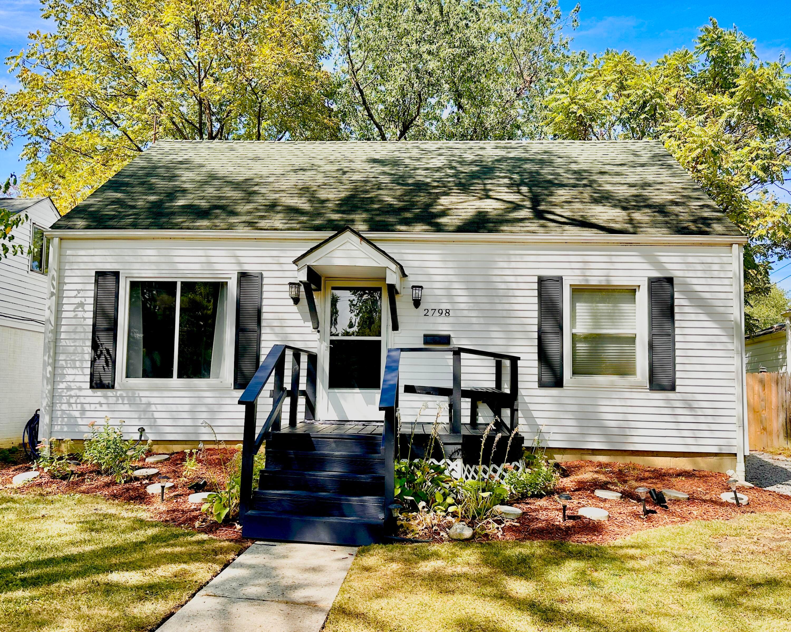 Photo 1 of 1 of 2798 Brownlee Avenue house