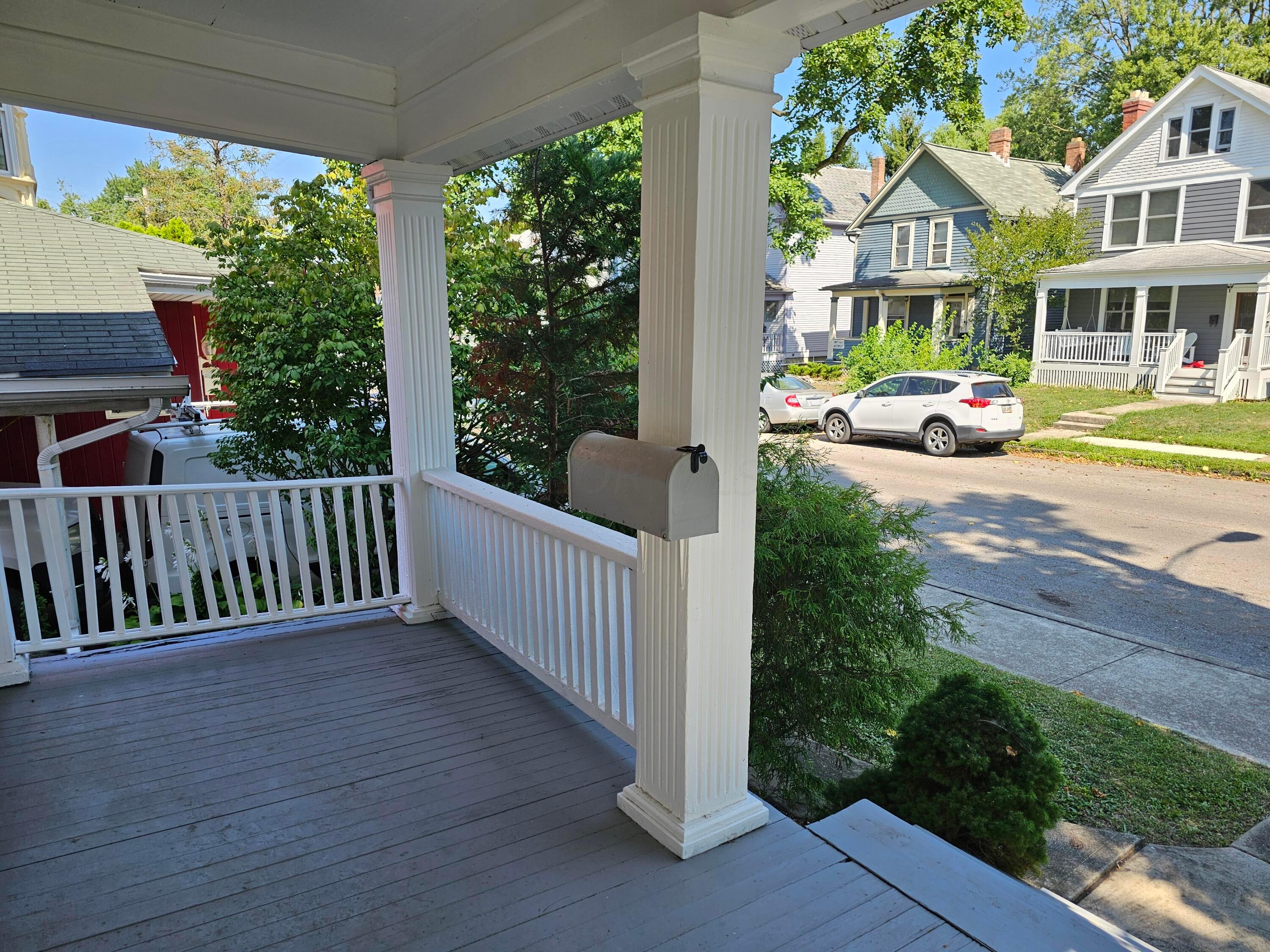 Photo 6 of 51 of 173 E Maynard Avenue house