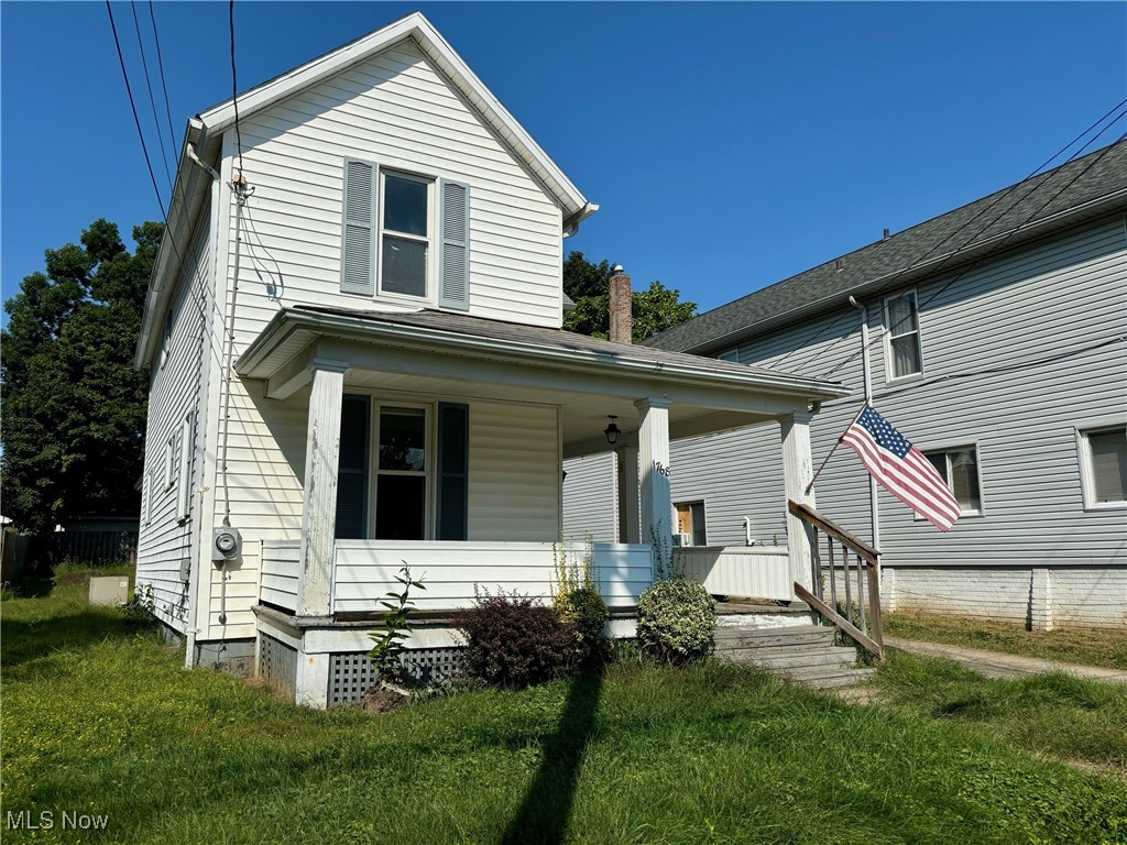 Photo 3 of 27 of 1768 8th Street house