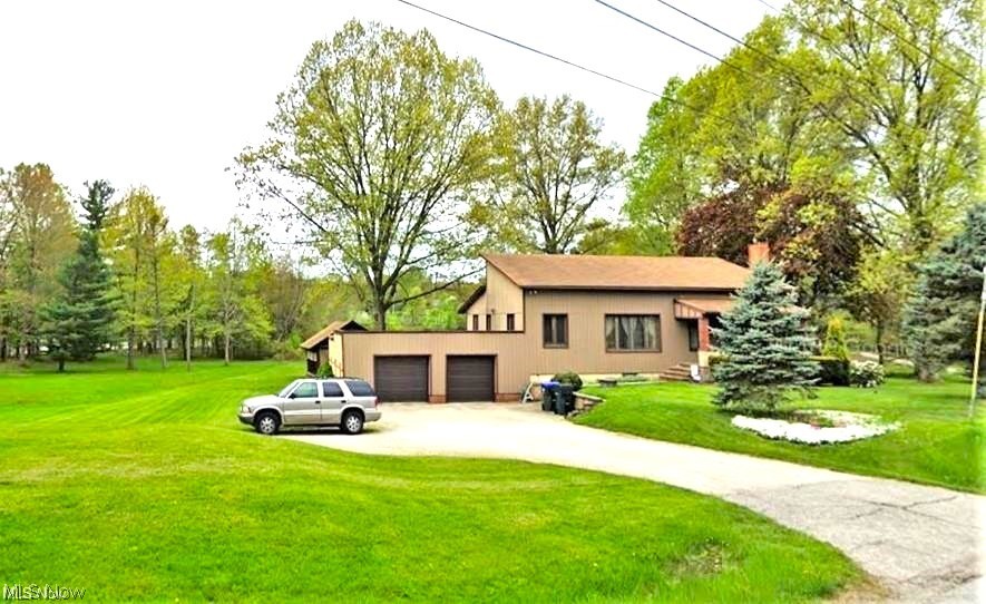 Photo 1 of 12 of 532 Portage Trail Extension W house