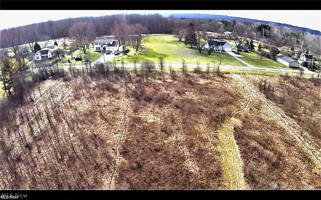 Photo 9 of 12 of 532 Portage Trail Extension W house