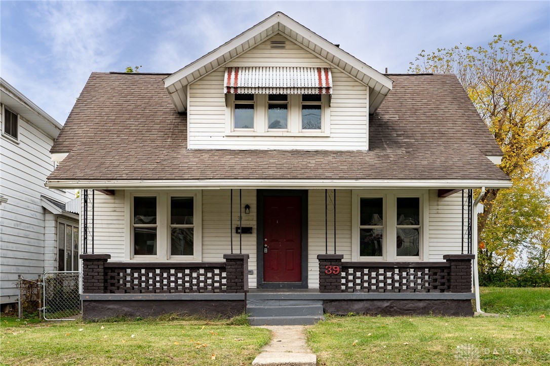 Photo 1 of 24 of 39 N Quentin Avenue house