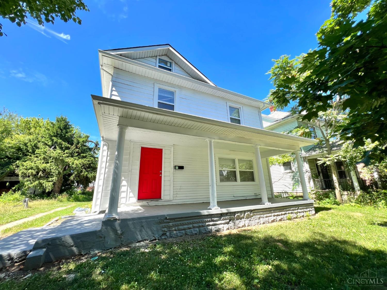 Photo 1 of 20 of 49 Pointview Avenue house